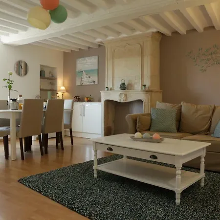 Le Clos D'esquay, Cote Aure Bed and Breakfast 3*